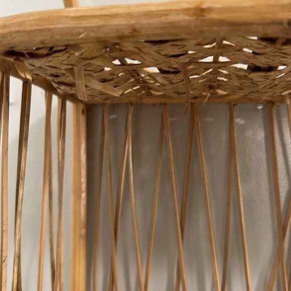 Vtg Lightweight Wicker Rattan Hanging/Sitting Woven Wall Bathroom Accent Shelf - Picture 6 of 17